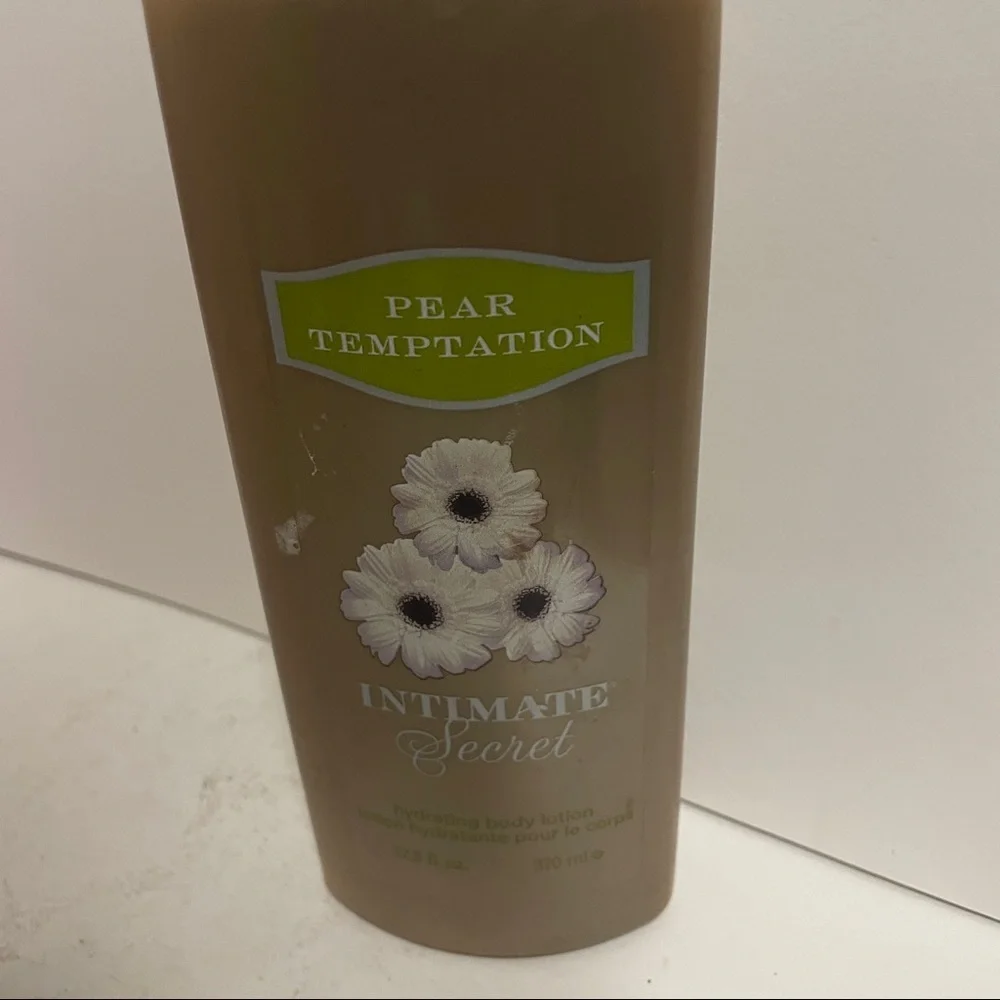Intimate Secret Pear Temptation Hydrating Lotion Jean Philippe